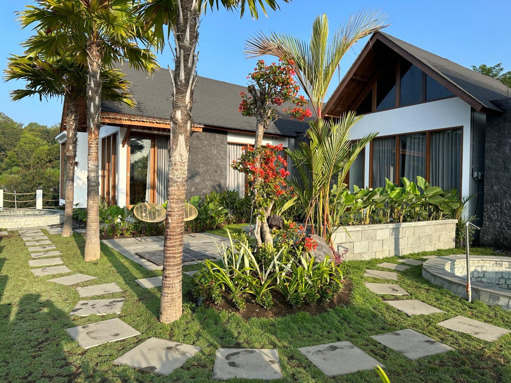 The Lava Bali Villa And Hot Spring Кинтамани Экстерьер фото