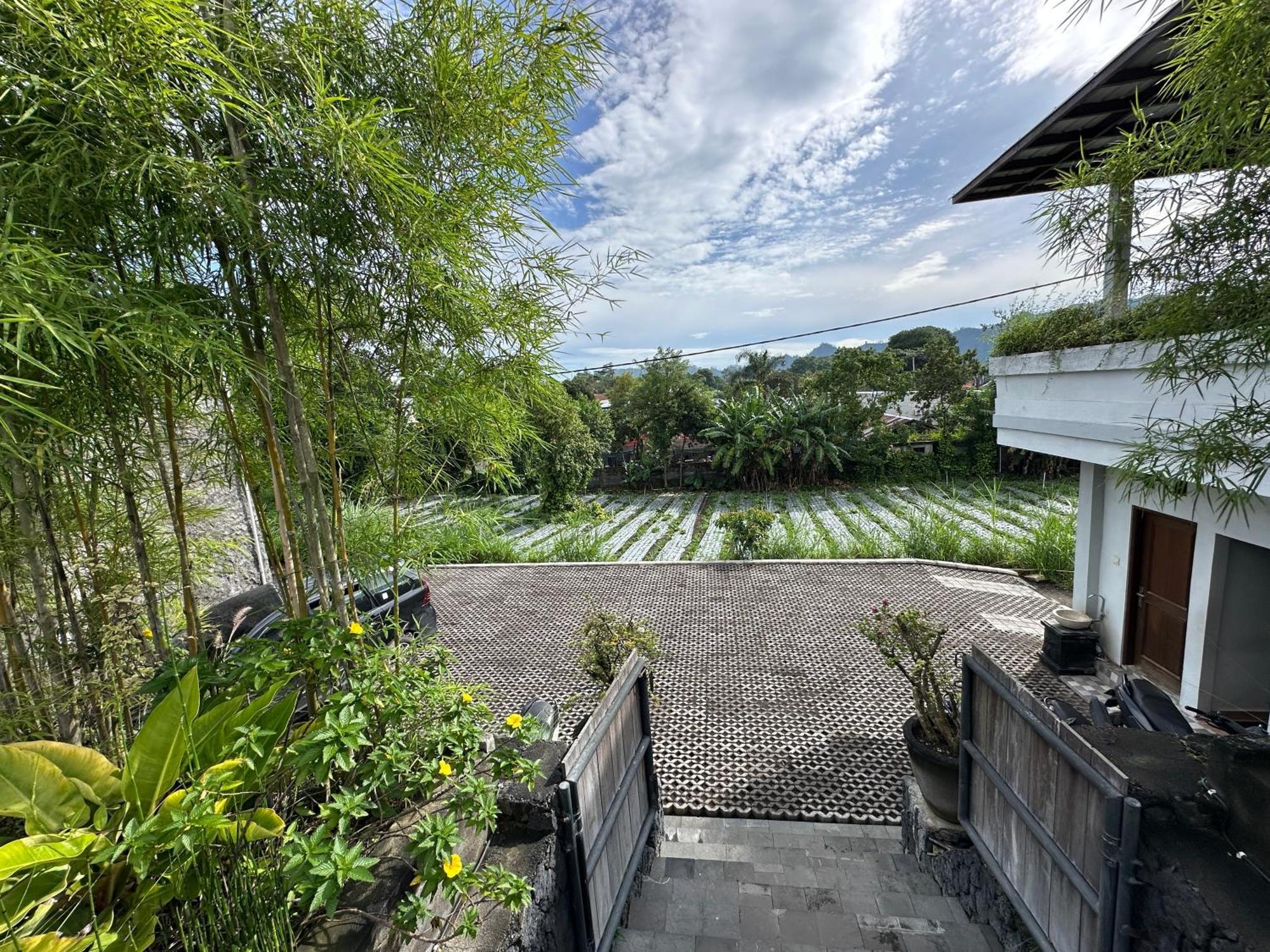 The Lava Bali Villa And Hot Spring Кинтамани Экстерьер фото